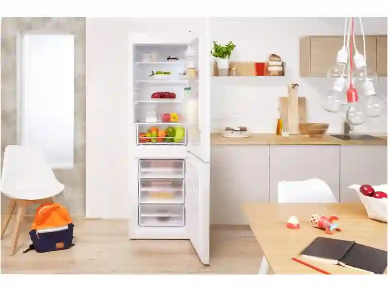 Réfrigérateur INDESIT - 339 L Blanc